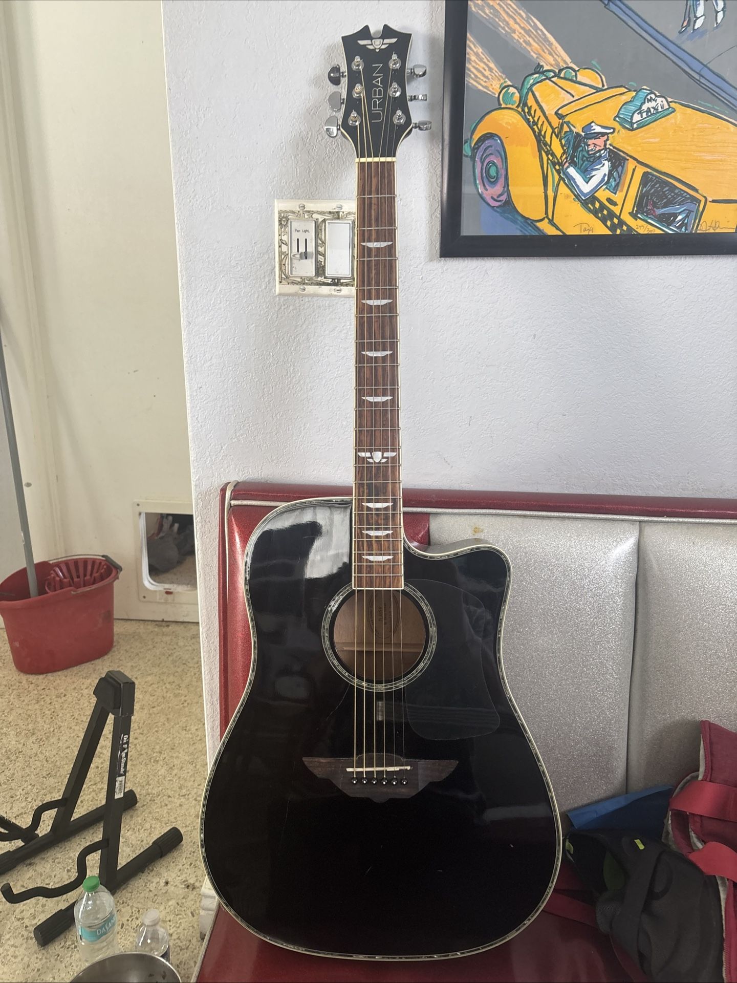 Keith Urban Acoustic Guitar