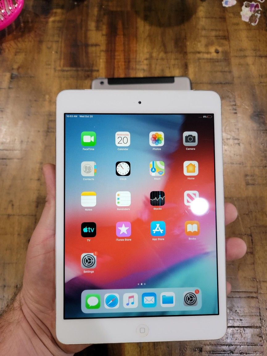 Ipad Míni 4th Generation WiFi/Cellular Unlocked 128gb