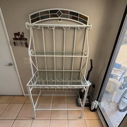 Breakfast Bakers Rack 