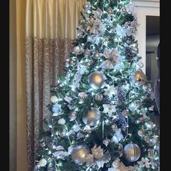 7.5 FT Christmas 🎄 Tree