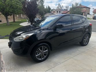 2015 Hyundai Tucson - Perfect Commuter
