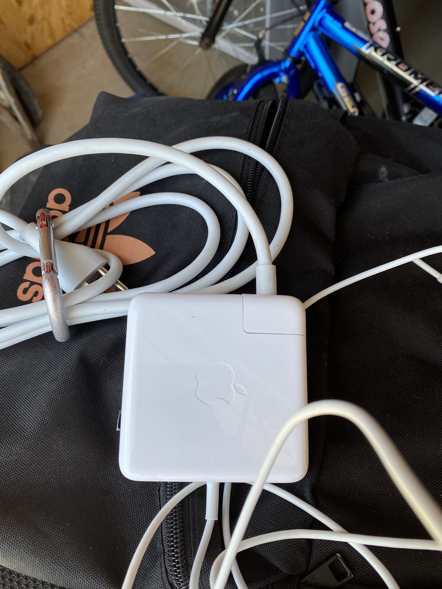 Apple Mac book charger new