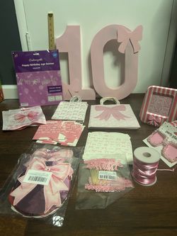 Bow Party Decor
