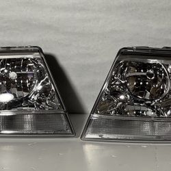 99-04 Jeep Grand Cherokee Headlights