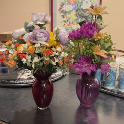 Set of 2 Decorative Flower Vases with Artificial Bouquets – Home Décor