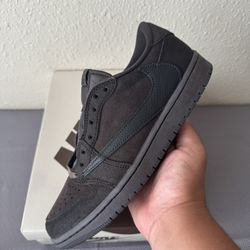 Jordan 1 Low Travis Scott Velvet Brown