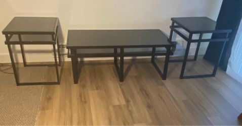 Black glass table set