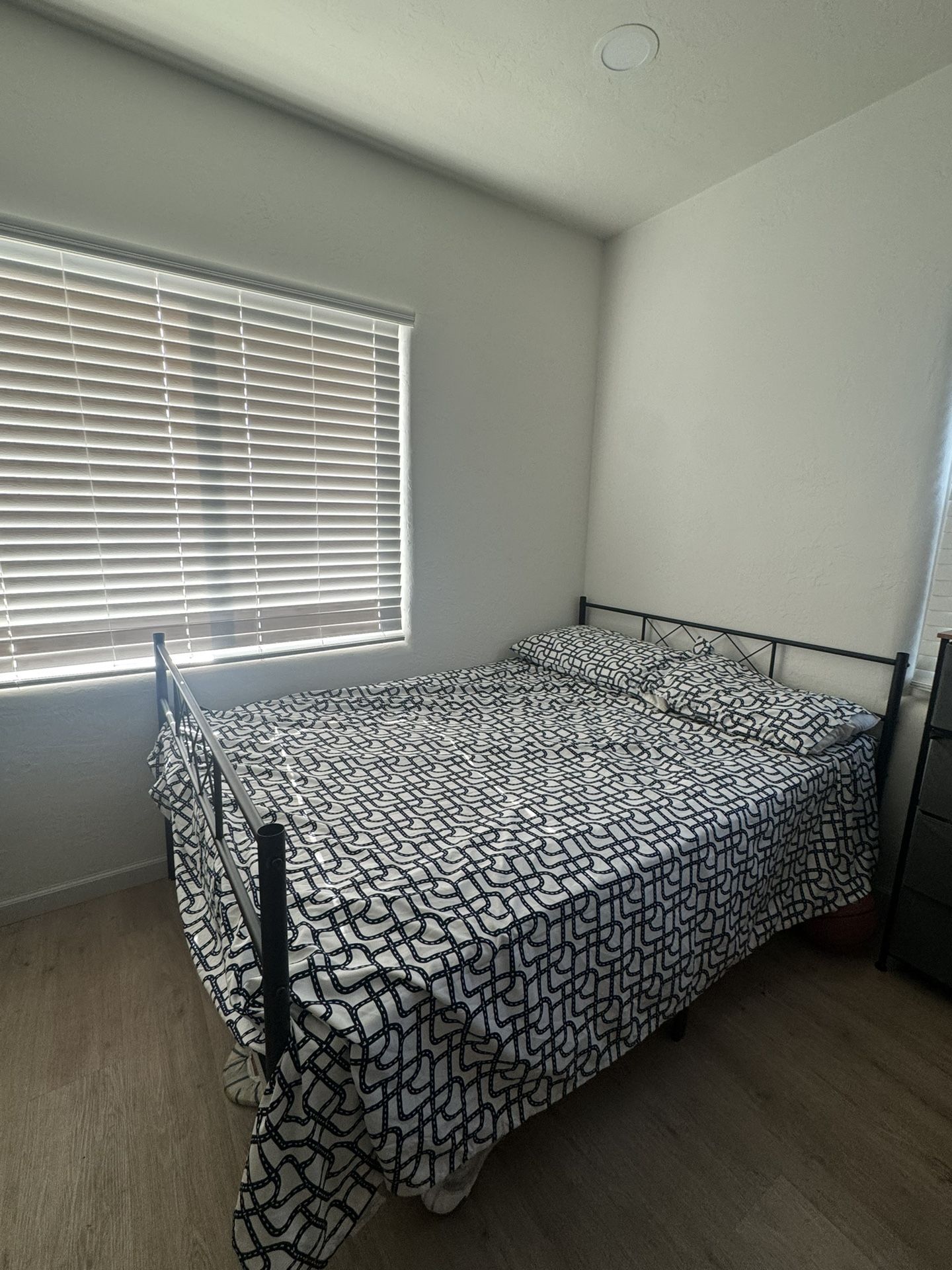 Size Full Bed With Bed Frame