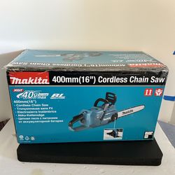 NEW 40-Volt Makita 16" Chainsaw (TOOL-ONLY)