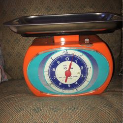 Italian Orange Kitchen Scale