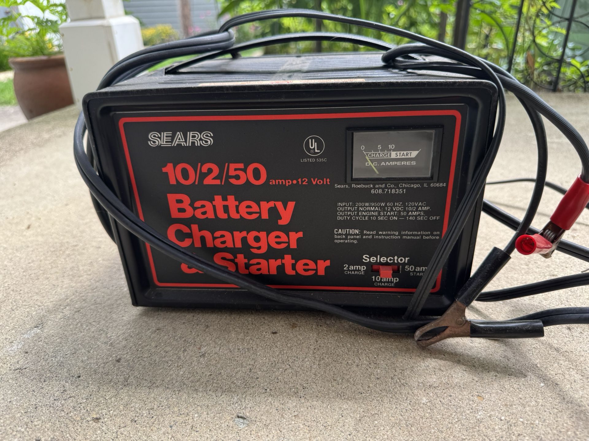 Sears 10/2/50 AMP Battery Charger & Starter – 12V