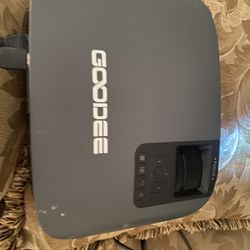 GOODEE Projector With Stand 