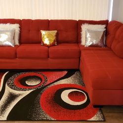 SOFA SECTIONAL GREAT CONDITION SUPER CLEAN AND COMFY 