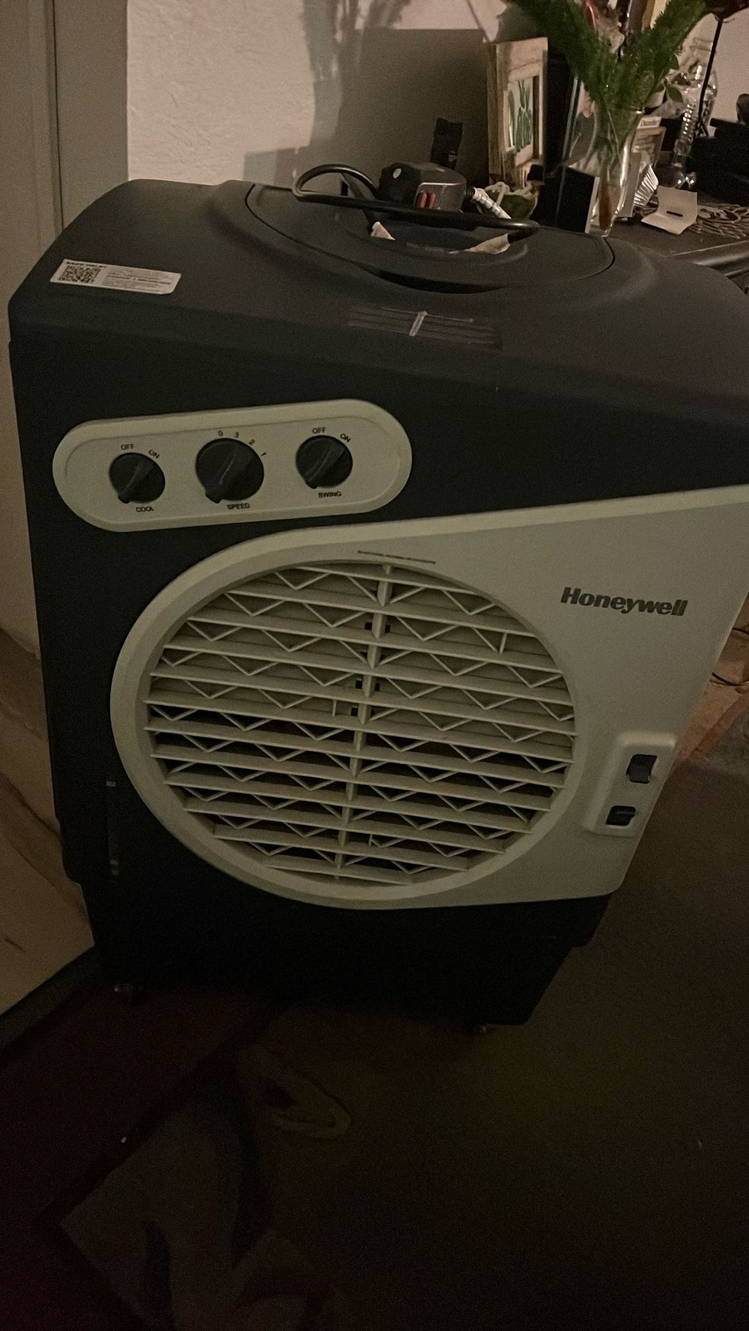 Honeywell water-filled purification /air conditioner