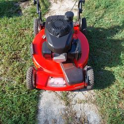 Toro Recycler Self Propelled Lawn Mower 