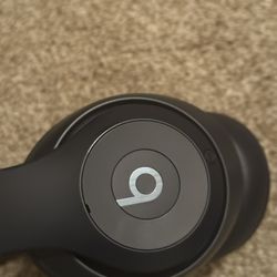 Beats Studio Pro Over The Ear Headphones 