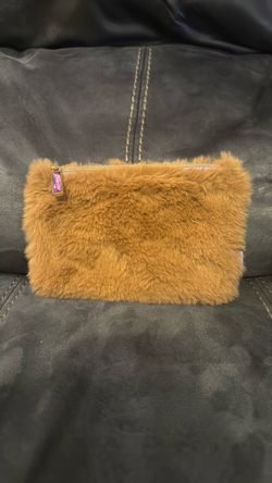 New Without Tags Ipsy Makeup Travel Toiletry Tote Bag Pouch