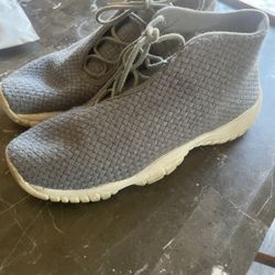 Jordan Features Size Y6