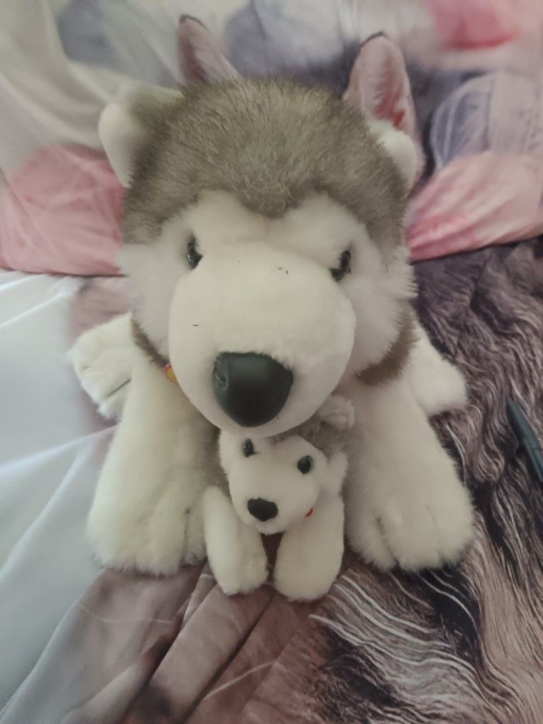 STUFF ANIMAL. (NEED TO BE GONE)