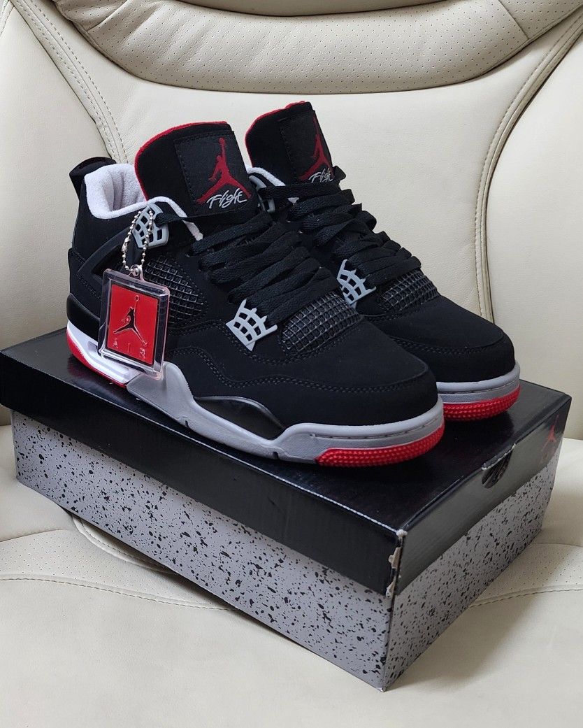Jordan 4 Retro