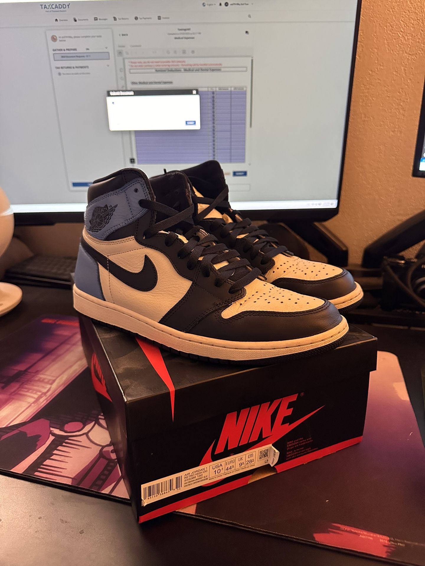Jordan 1 High Obsidian