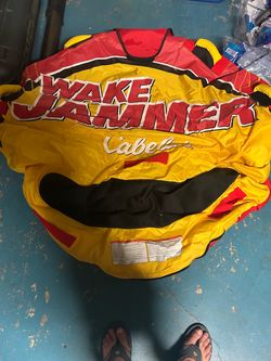 Cabela's Wake Jammer Towable Tube