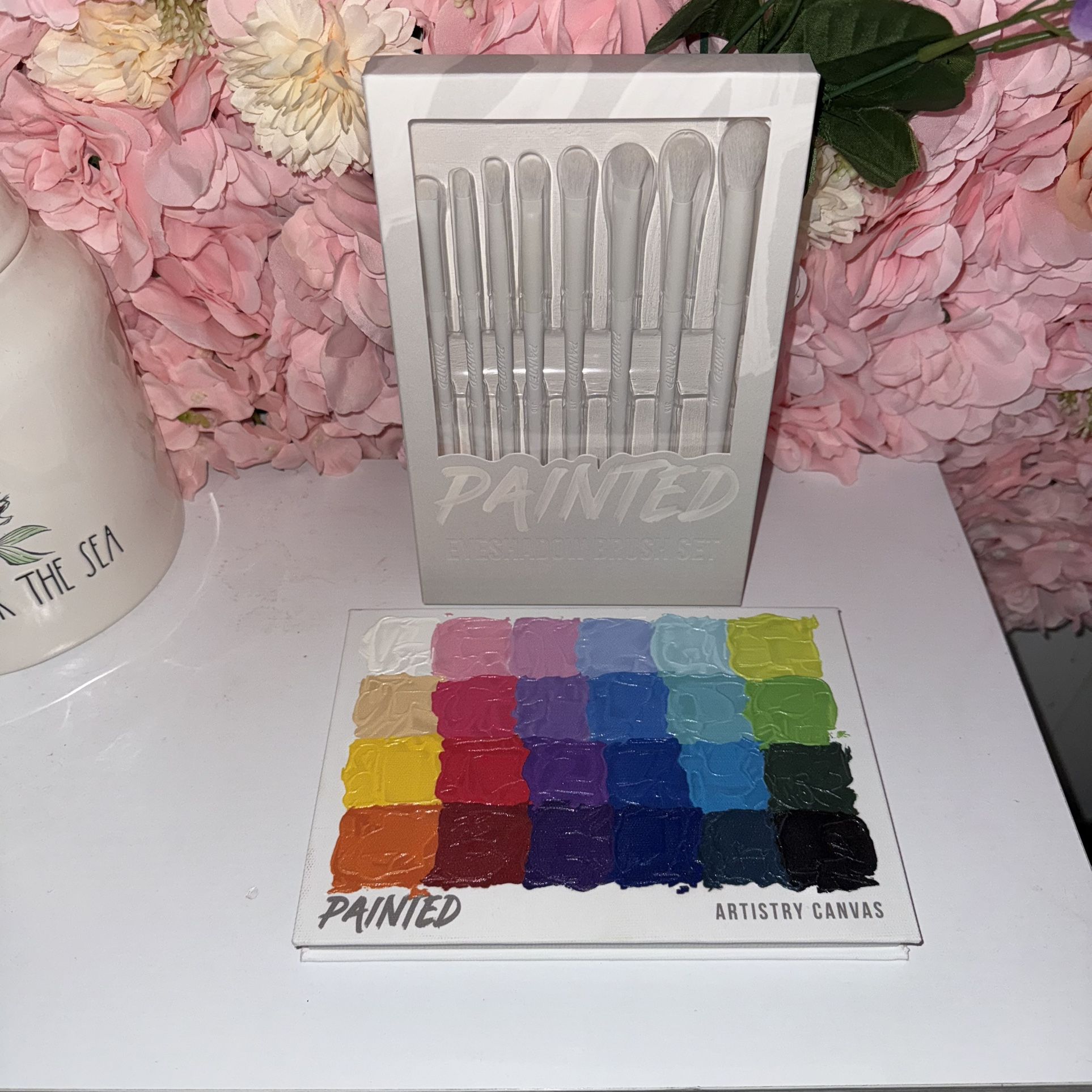 New Painted Beauty Eyeshadow Palette & Brushes