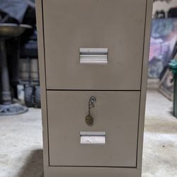 FREE  2 drawer File Cabinet 