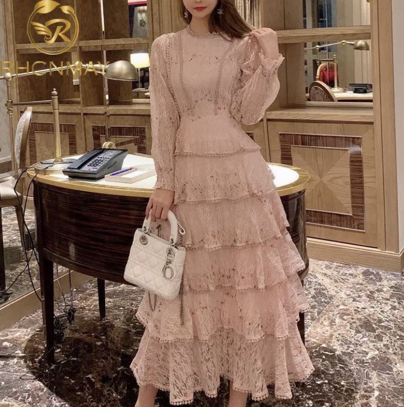 Vintage Layer Ruffles Lace Maxi Dress Runway Summer Women Floral Embroidery Long Dress Hollow Out Cake Party Dress pink long sleeve Size: M The sleeve