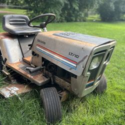 Sears Murray LT/10 Lawn Tractor (contact info removed)1