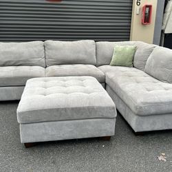 Sectional Couch 