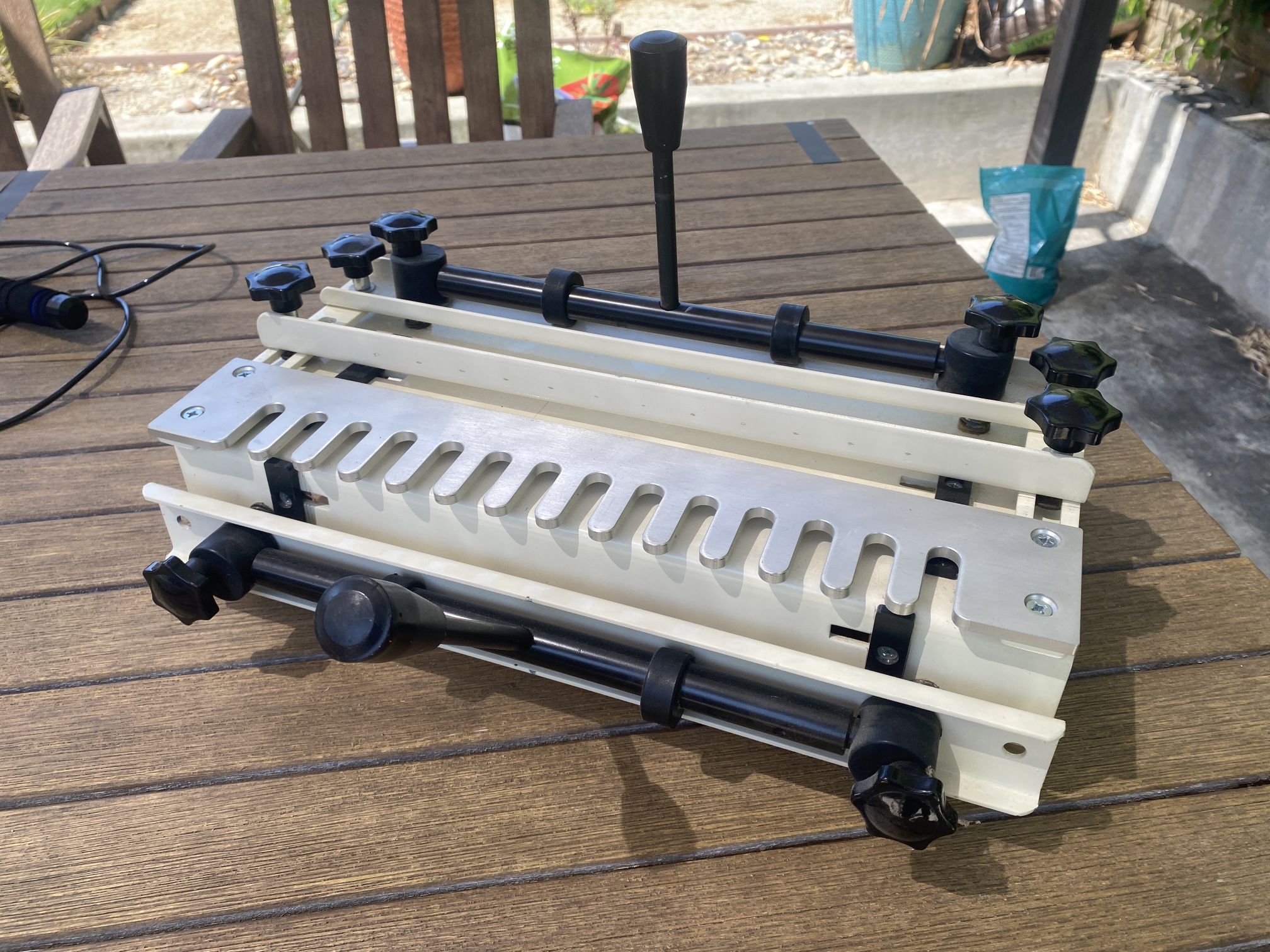 Jet Dovetail Jig