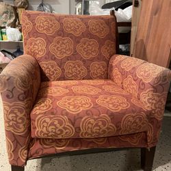 Big Chair Good Condition 