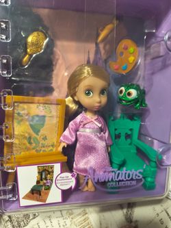 NWT! Disney Animators’ Collection Rapunzel Mini 5" Doll Playset Disney Store