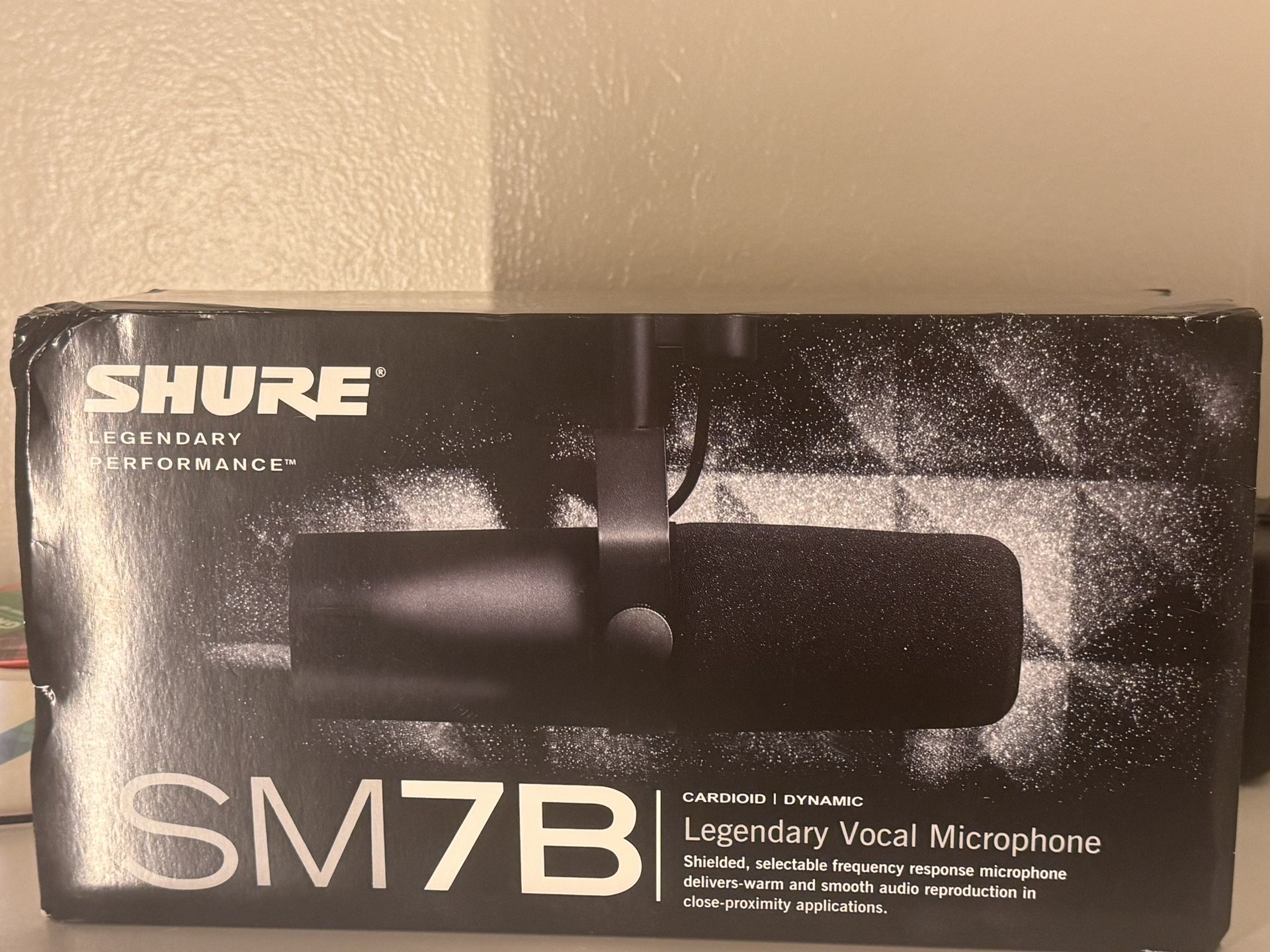 SM7B PODCAST MICROPHONE