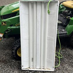 Florescent light fixture  4x2 ft
