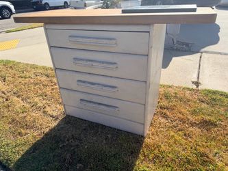 FREE solid oak dresser