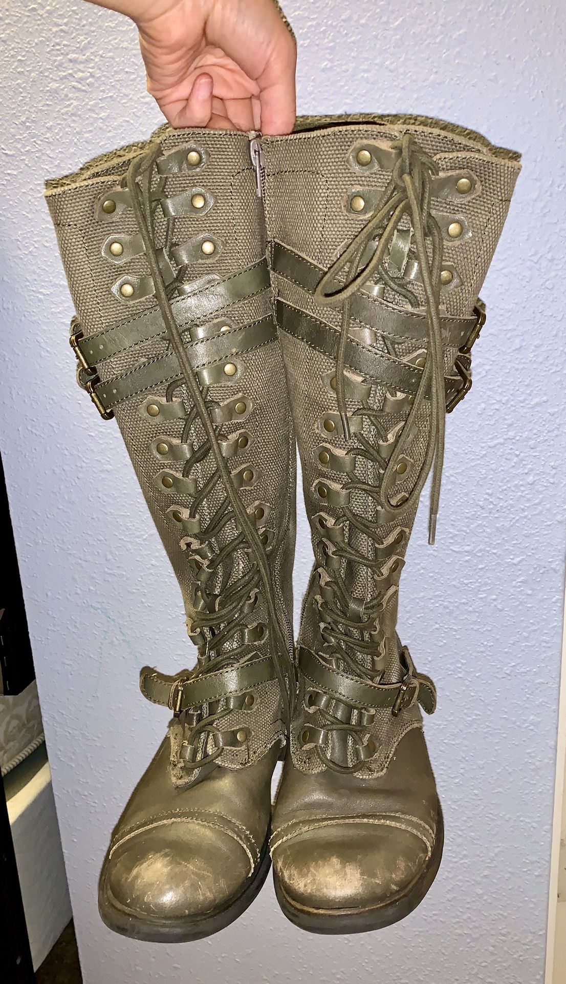 Women’s boots