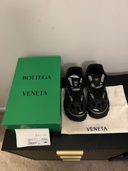 Bottega Black