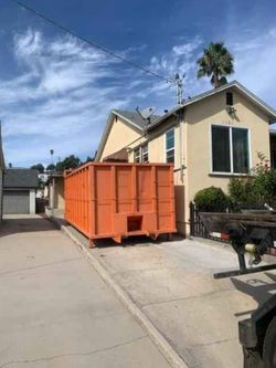 30 Yard Dumpster – Take Control of Large-Scale Projects
