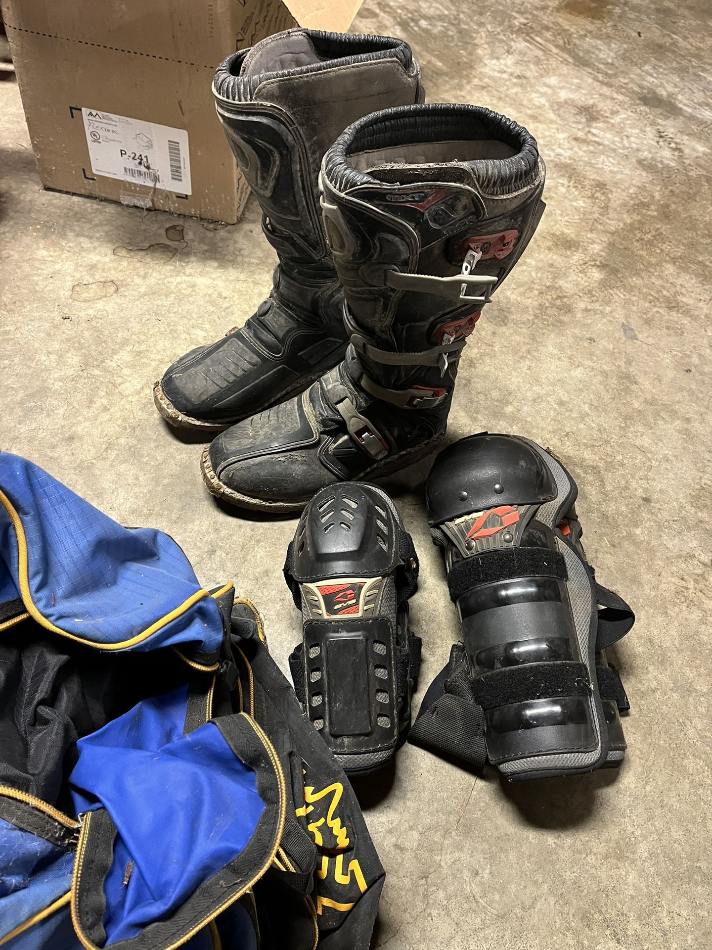 Motorcycle /Quad Riding Gear