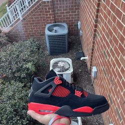 Jordan 4 Red Thunder Sz 13