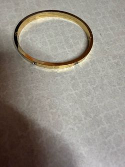 Bracelet
