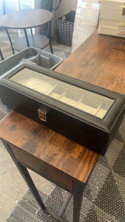 Watch box