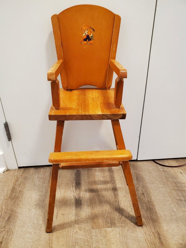 Vintage antique thayer Doll High Chair