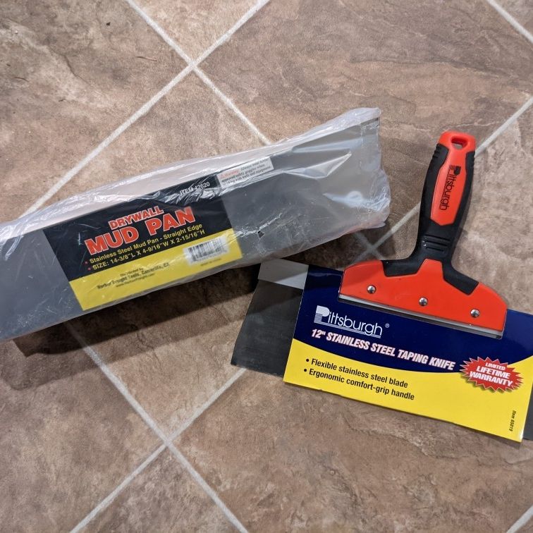 Drywall Mud Pan And Taping Knife for Sale in Tacoma WA OfferUp