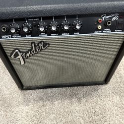 Fender Frontman 15g Amp 13” L x 7” W x 12” H