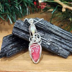 Pink Tourmaline And Ethiopian Welo Opal pendant In Sterling Silver