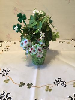 Whole bunch of Shamrocks, St. Patrick's Day decor