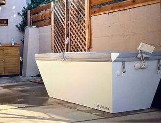 Plunge Cold Tub